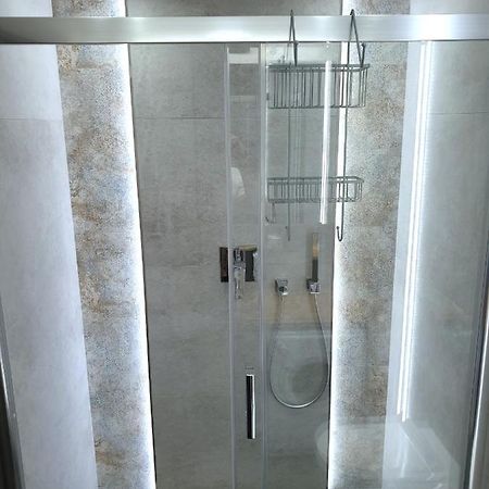 ,Private Apartment, Aircondition, Garage, Hd Tv Pl & De, Wifi, Fully Equipped, Near Beach Kołobrzeg Exteriör bild