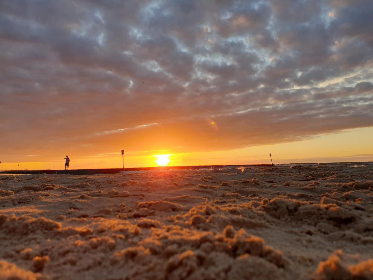 ,Private Apartment, Aircondition, Garage, Hd Tv Pl & De, Wifi, Fully Equipped, Near Beach Kołobrzeg Exteriör bild