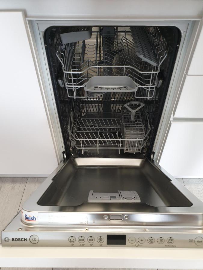 ,Private Apartment, Aircondition, Garage, Hd Tv Pl & De, Wifi, Fully Equipped, Near Beach Kołobrzeg Exteriör bild